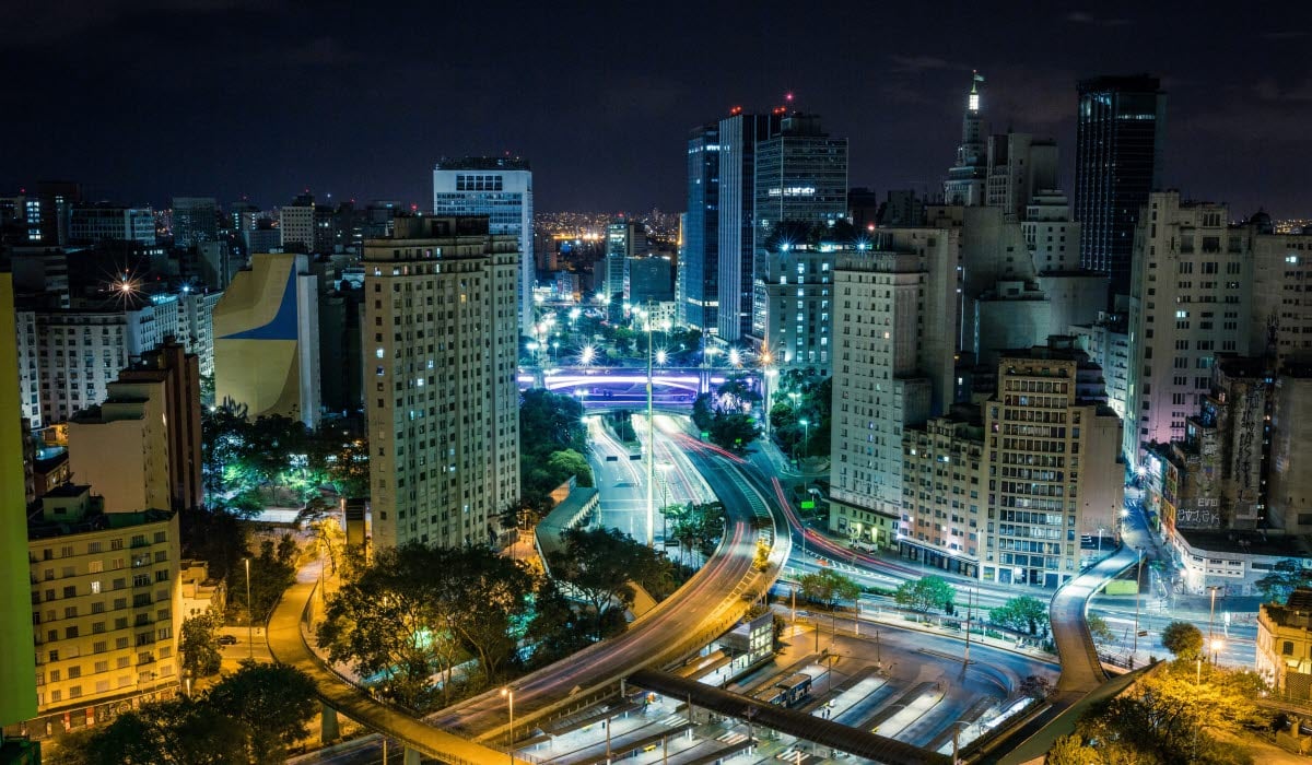 SAO PAULO_vanessa-bumbeers-mHaNv8ajVis-unsplash.jpg